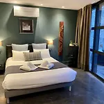 Les Du Hotel