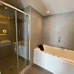 레 스위트 뒤 락 엑스레뱅