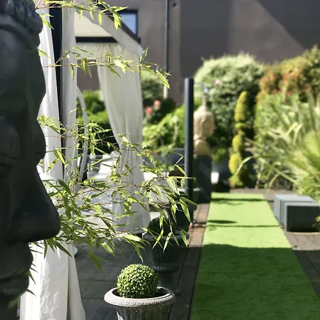 Hotell Les Du Aix-les-Bains